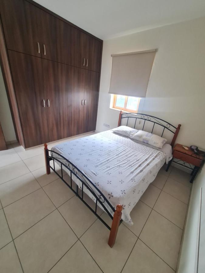 Appartamento Top Floor 1 Bdrm Aprtrmnt Dromolaxia Esterno foto